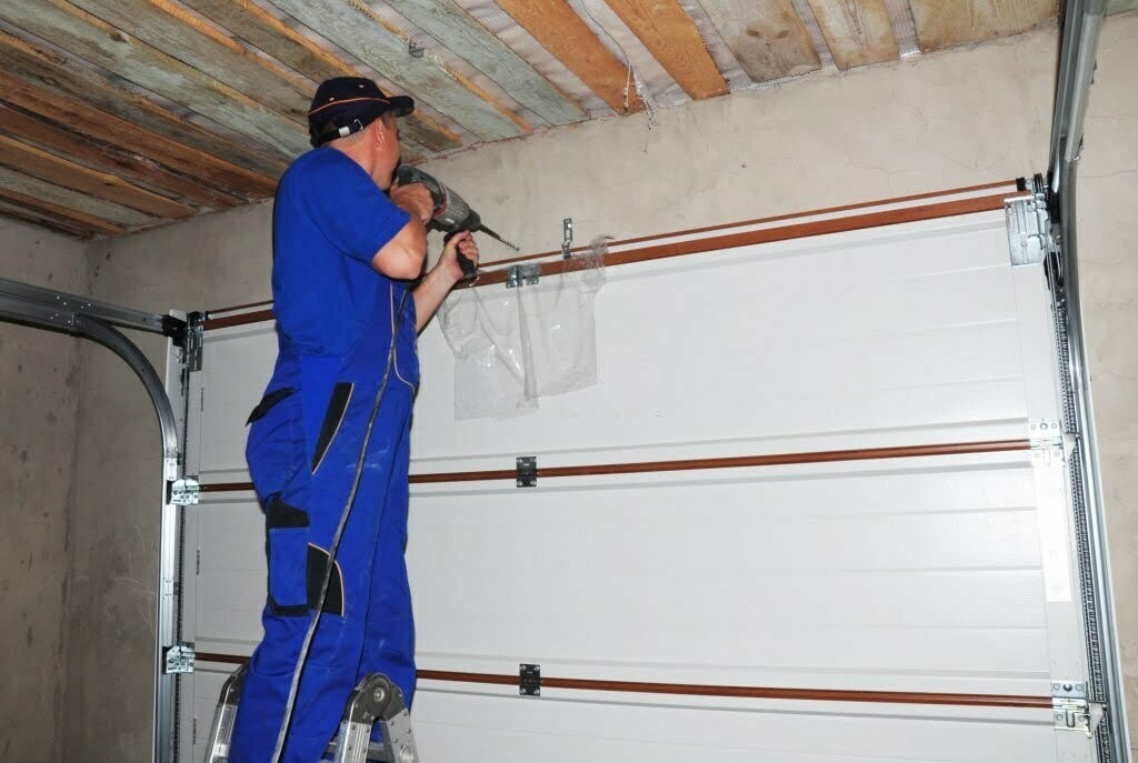 Residential Garage Door Repair 6